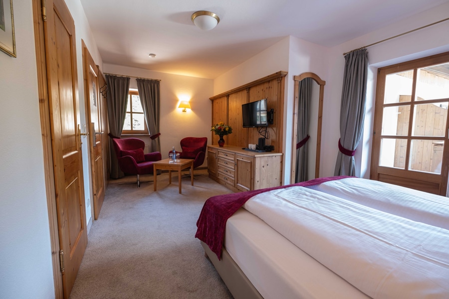 Seralux SL Hotel